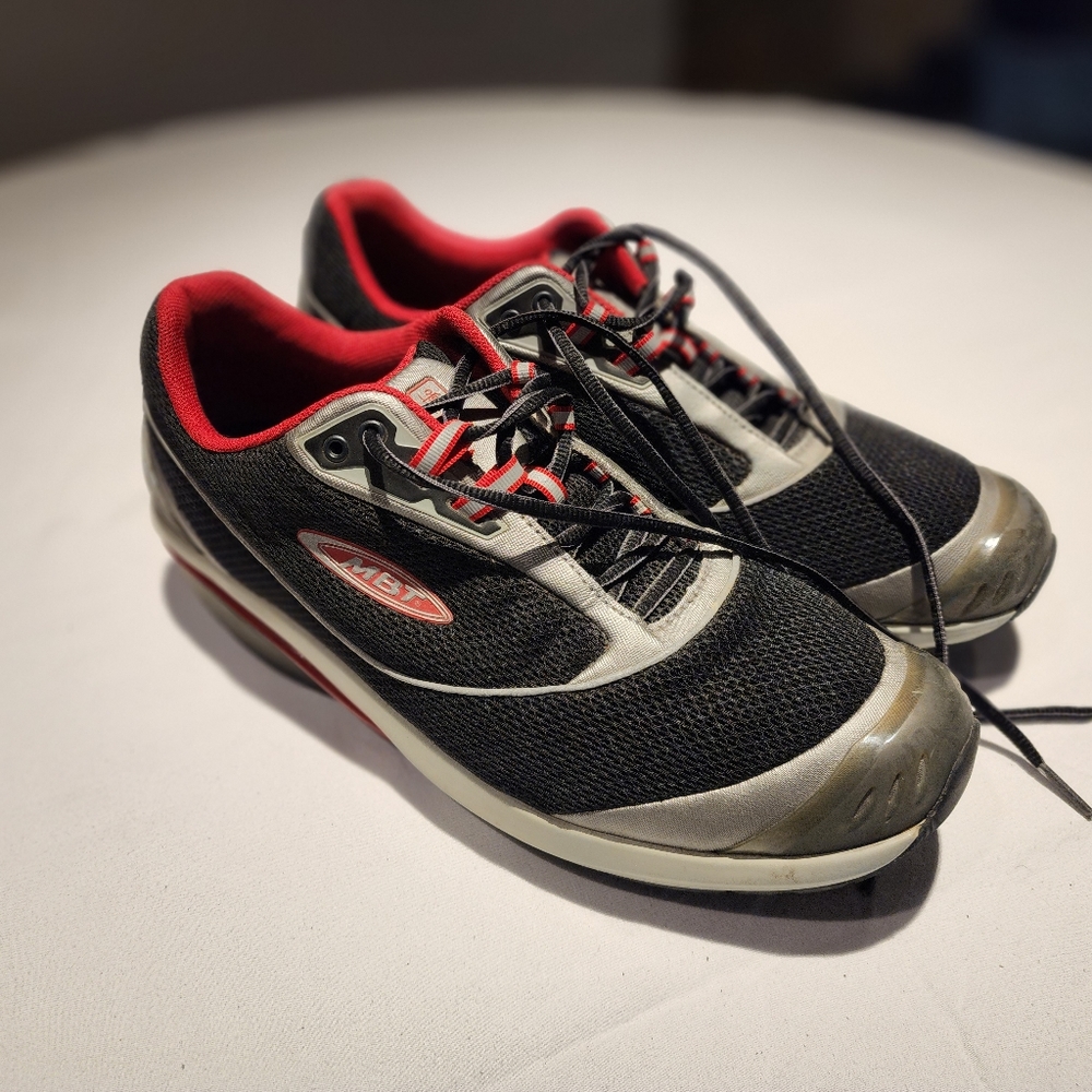 MBT Walking Shoe Size 11 usa